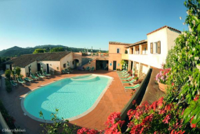 Отель Hotel Villa Gemella  Байа Сардиния